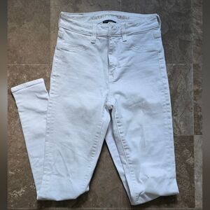 American Eagle Next Level High-Waisted Jegging - White | Size 2